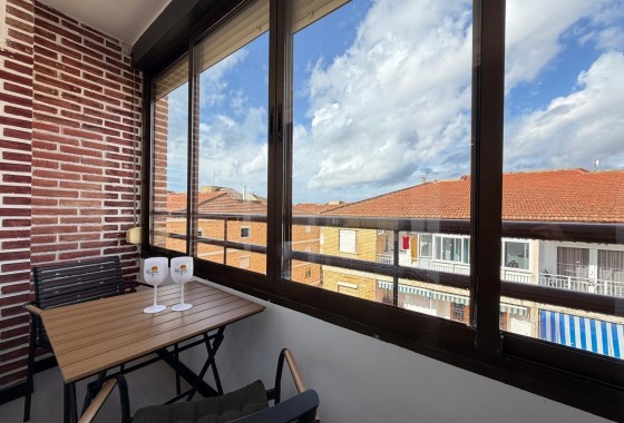 Resale - Apartment / flat - Torrevieja - Playa del Cura