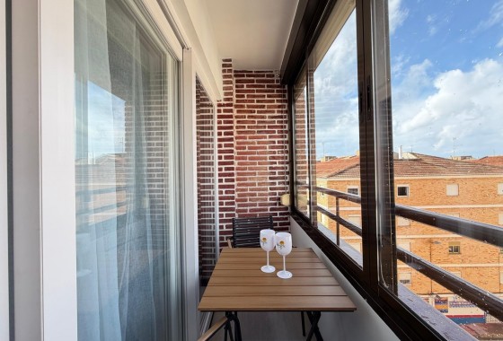 Resale - Apartment / flat - Torrevieja - Playa del Cura