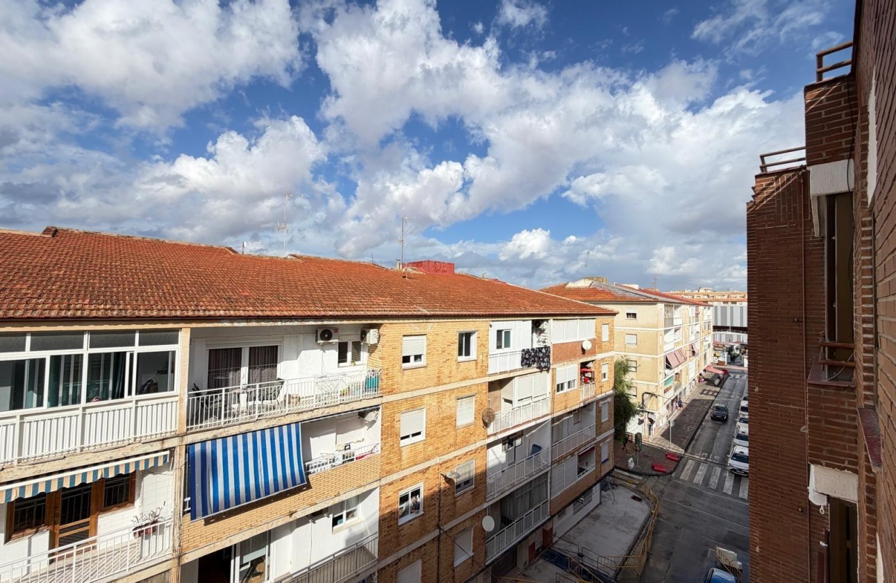 Resale - Apartment / flat - Torrevieja - Playa del Cura