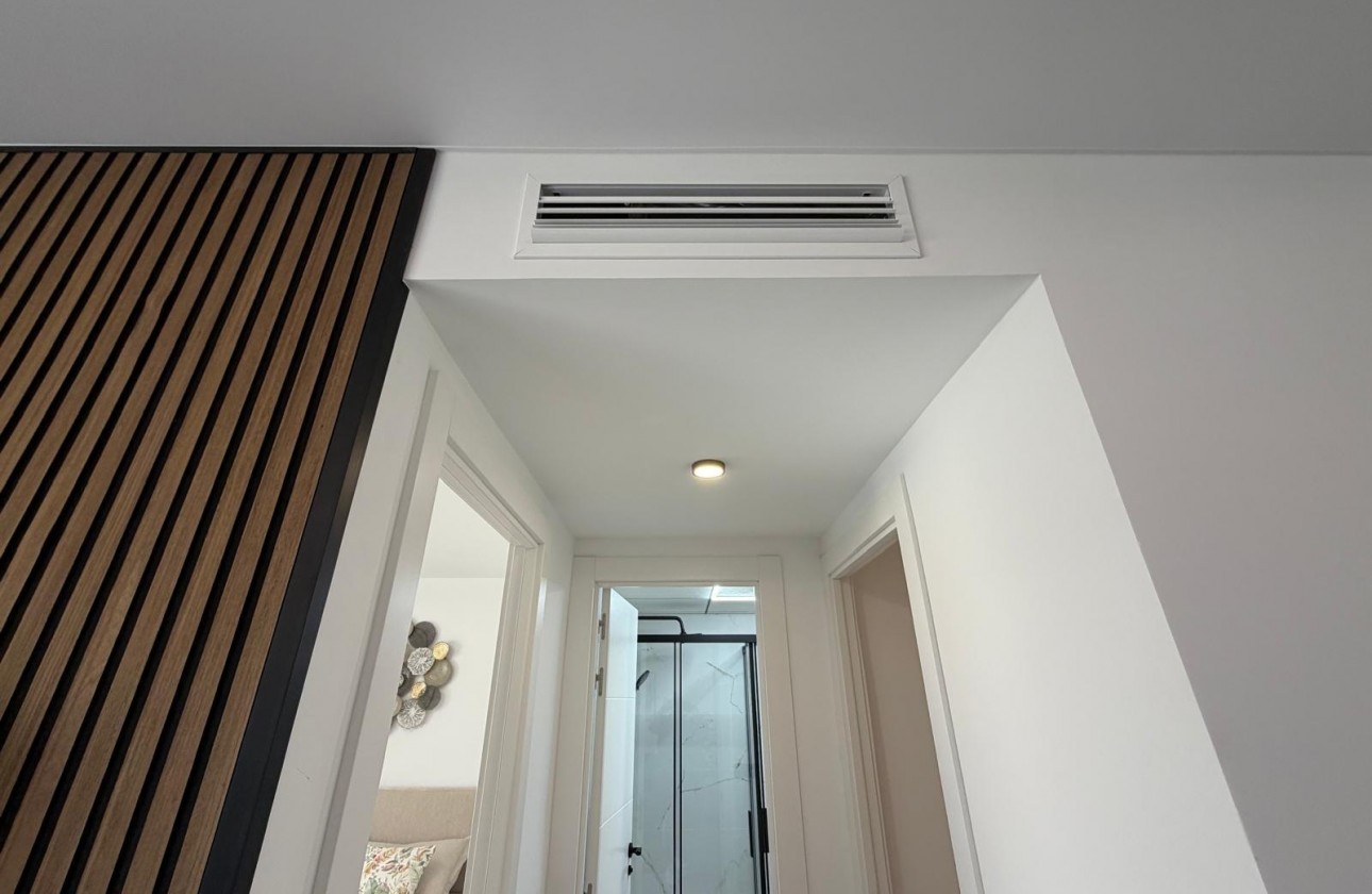 Resale - Apartment / flat - Torrevieja - Playa del Cura
