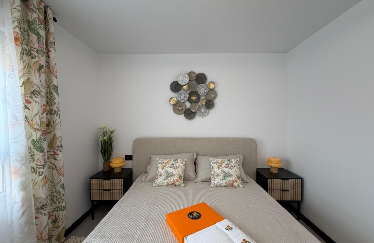 Resale - Apartment / flat - Torrevieja - Playa del Cura