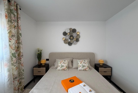 Resale - Apartment / flat - Torrevieja - Playa del Cura