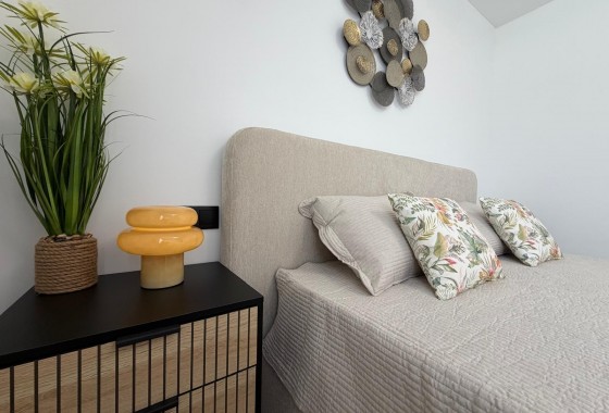 Resale - Apartment / flat - Torrevieja - Playa del Cura