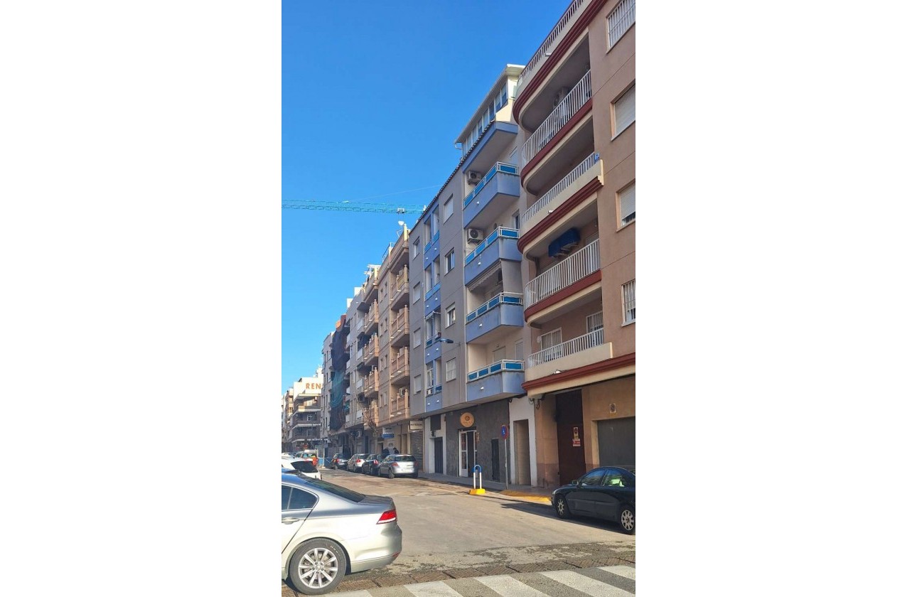 Resale - Apartment / flat - Torrevieja - Costa Blanca