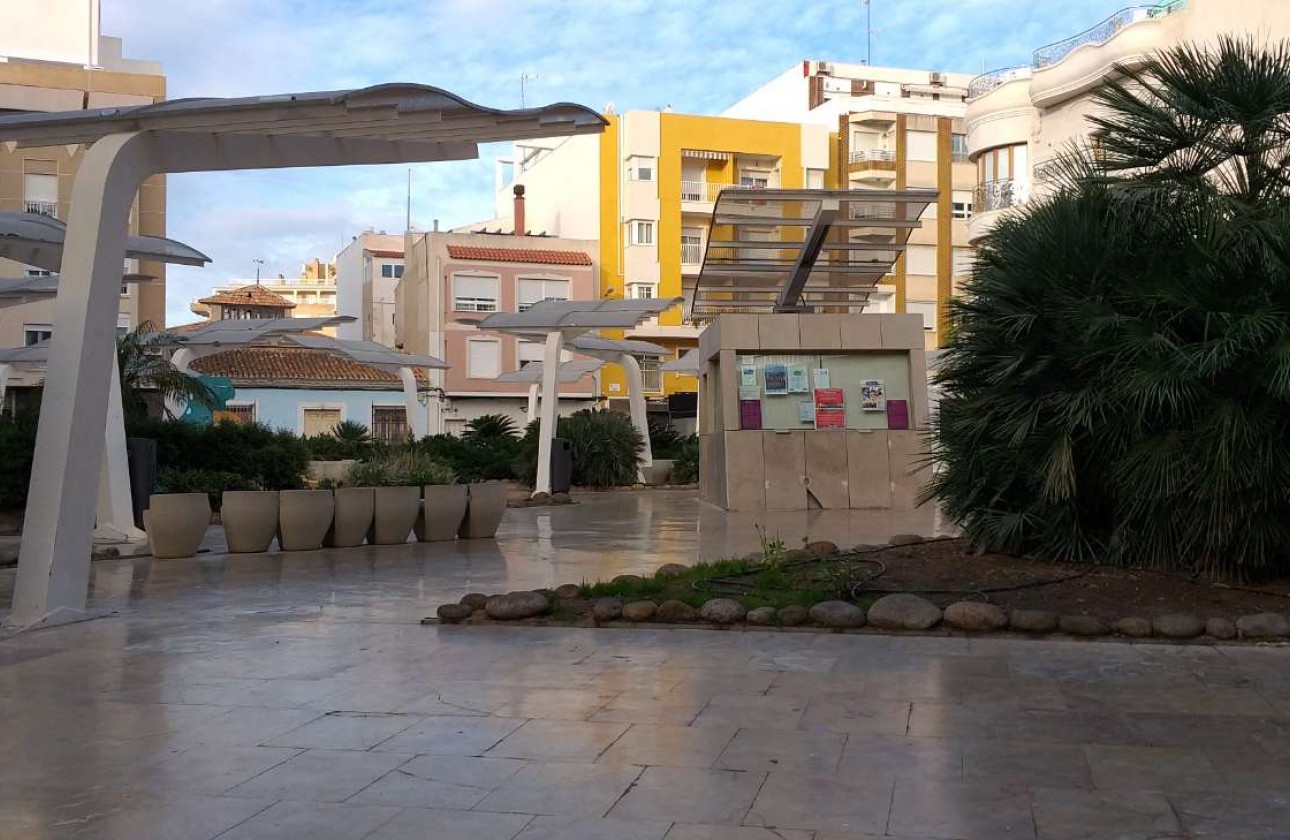 Resale - Apartment / flat - Torrevieja - Costa Blanca