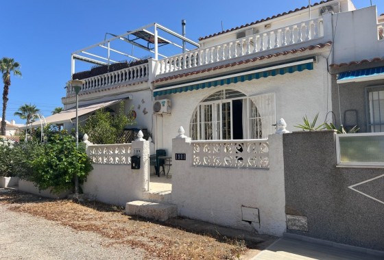 Reventa - Chalet - Torrevieja - San luis