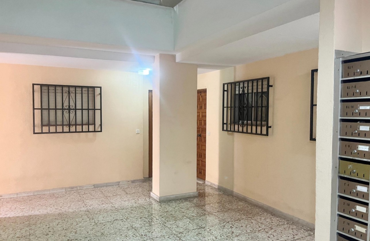 Reventa - Apartamento / piso - Guardamar del Segura - CENTRO