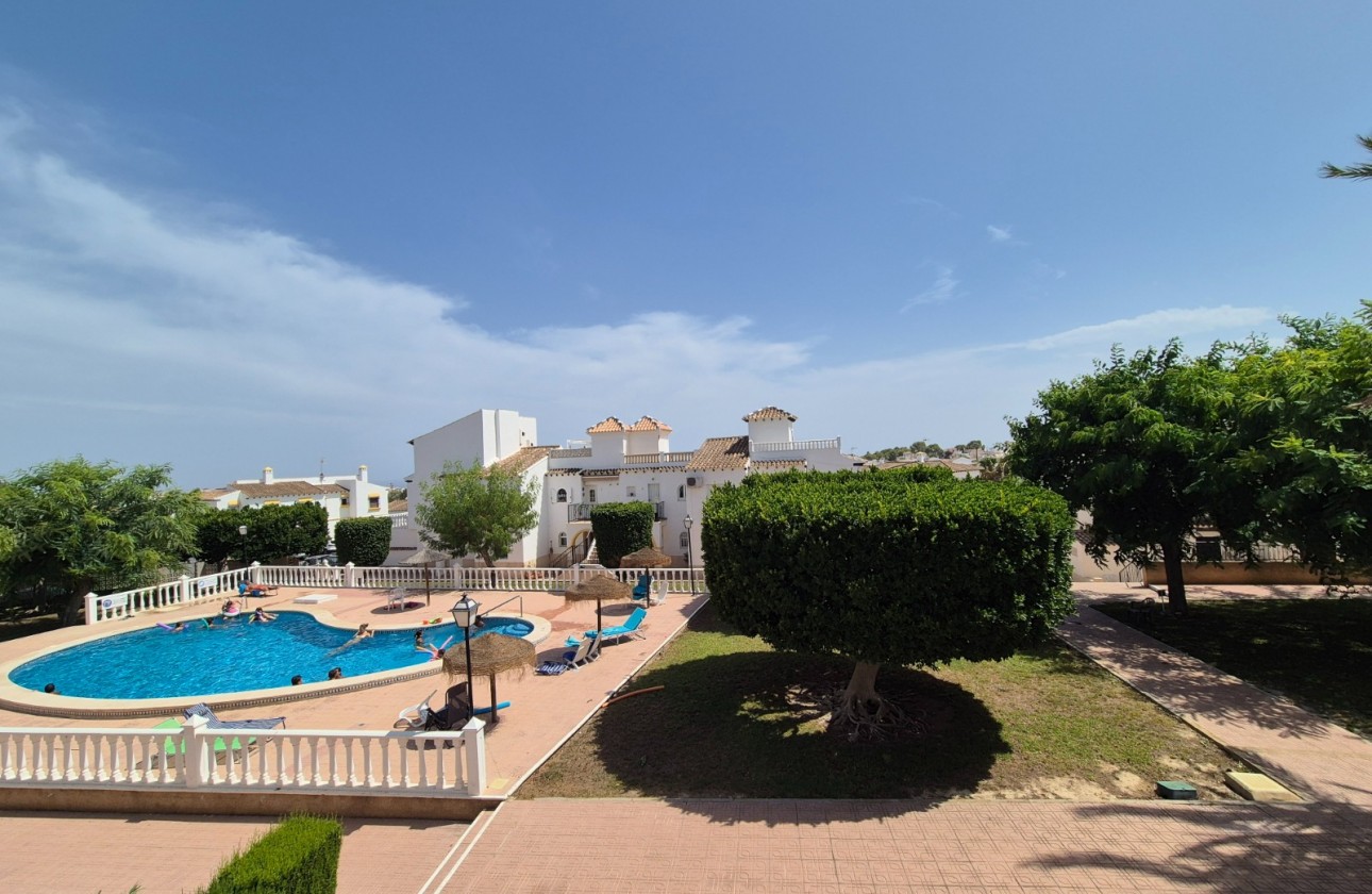 Resale - Bungalow - San Miguel de Salinas - Inland