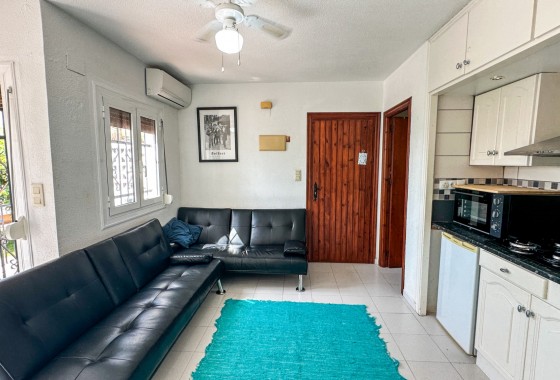 Resale - Bungalow - San Miguel de Salinas - Inland