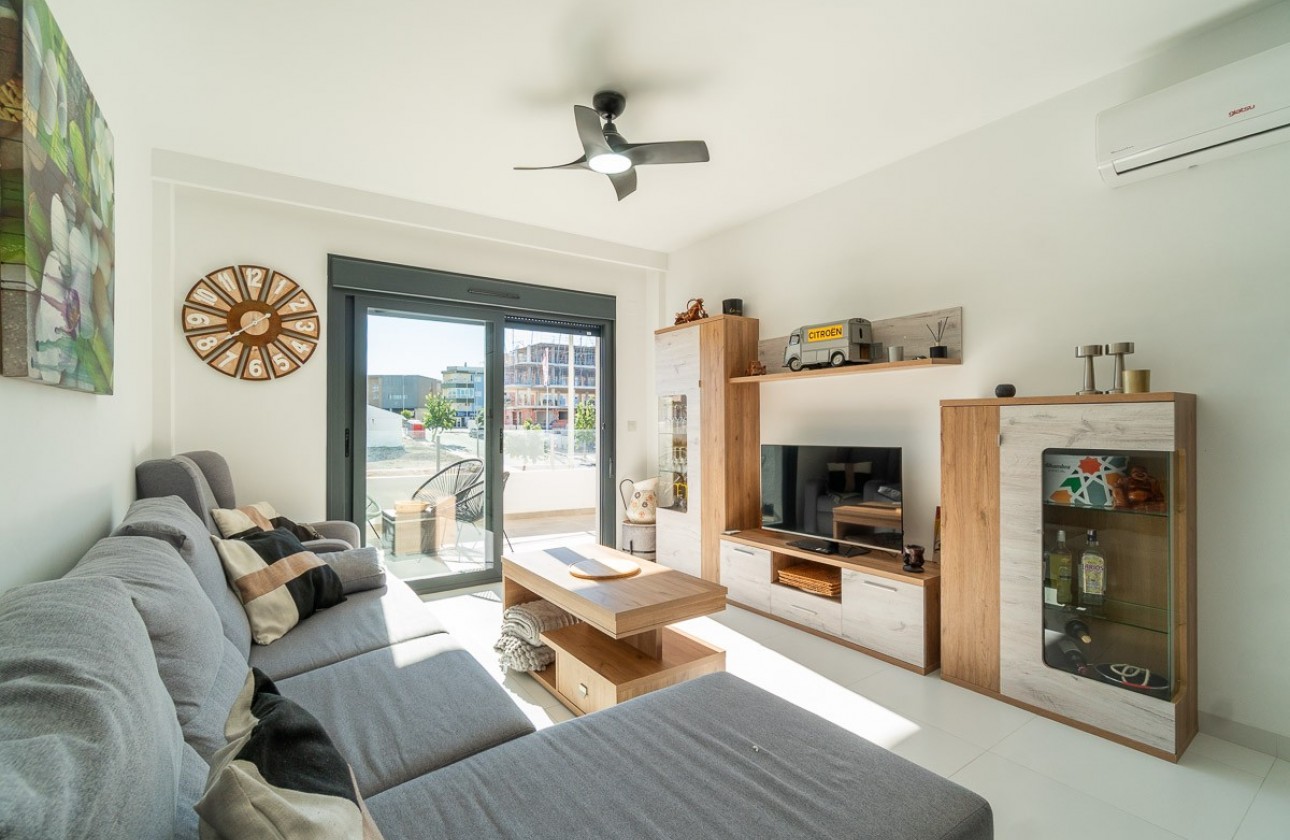 Reventa - Apartamento / piso - San Miguel de Salinas - Inland