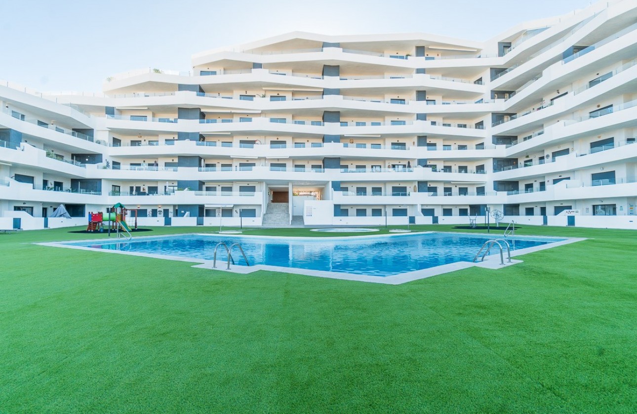 Reventa - Apartamento / piso - San Miguel de Salinas - Inland