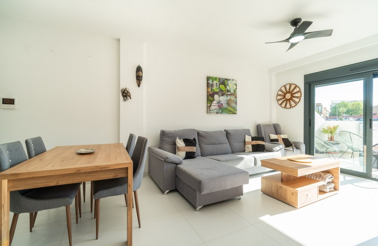 Reventa - Apartamento / piso - San Miguel de Salinas - Inland