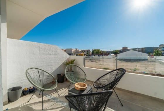 Reventa - Apartamento / piso - San Miguel de Salinas - Inland