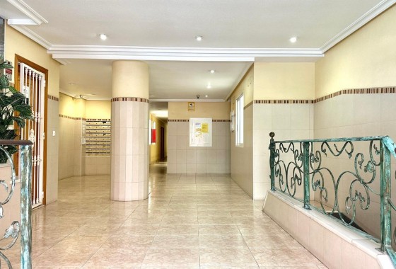 Revente - Appartement - Torrevieja - Centro