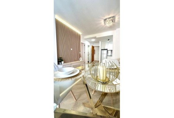 Revente - Appartement - Torrevieja - Centro
