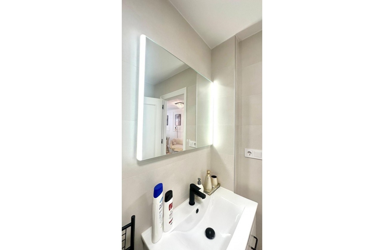 Revente - Appartement - Torrevieja - Centro