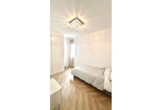 Revente - Appartement - Torrevieja - Centro