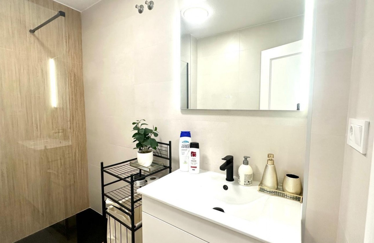 Revente - Appartement - Torrevieja - Centro