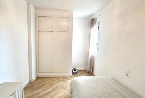 Revente - Appartement - Torrevieja - Centro