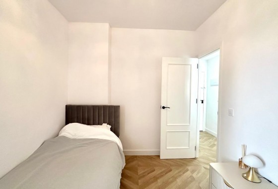Revente - Appartement - Torrevieja - Centro