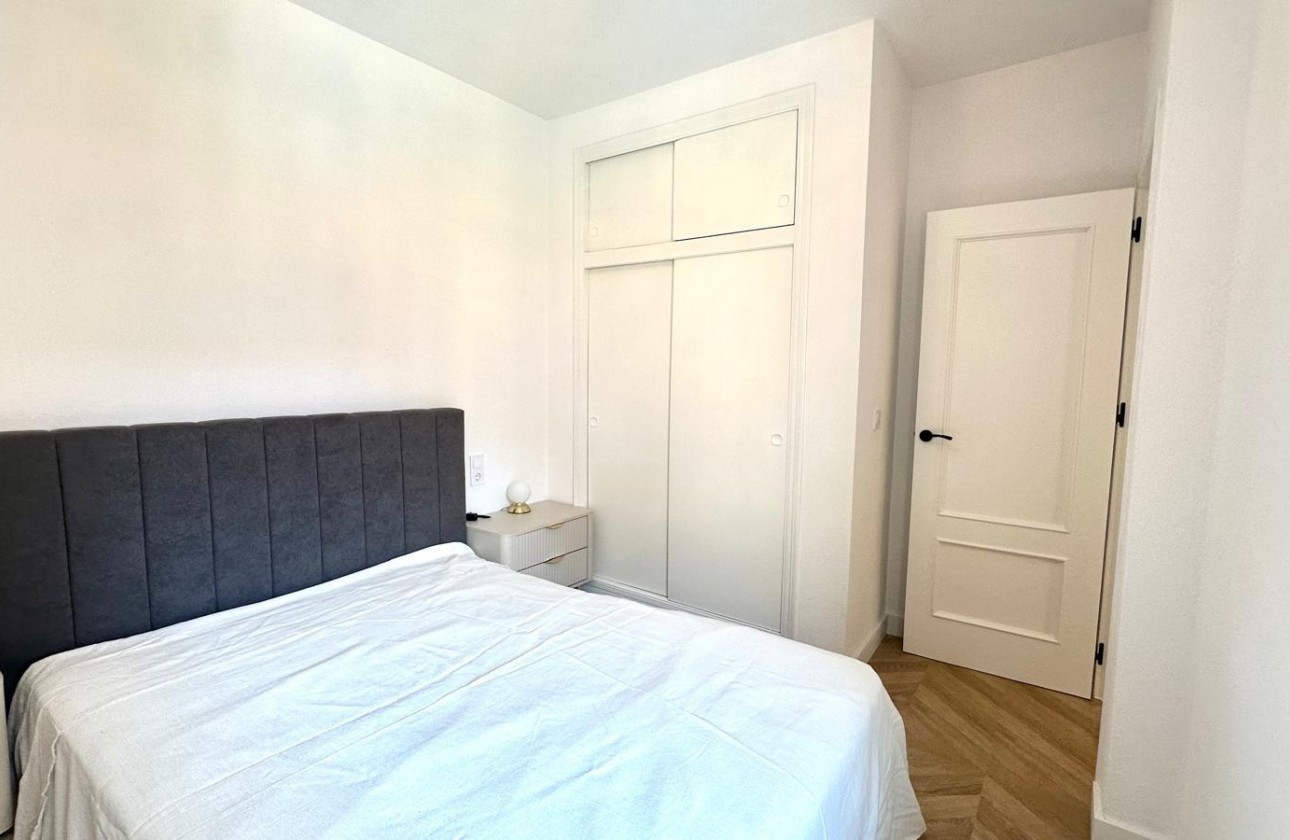 Revente - Appartement - Torrevieja - Centro