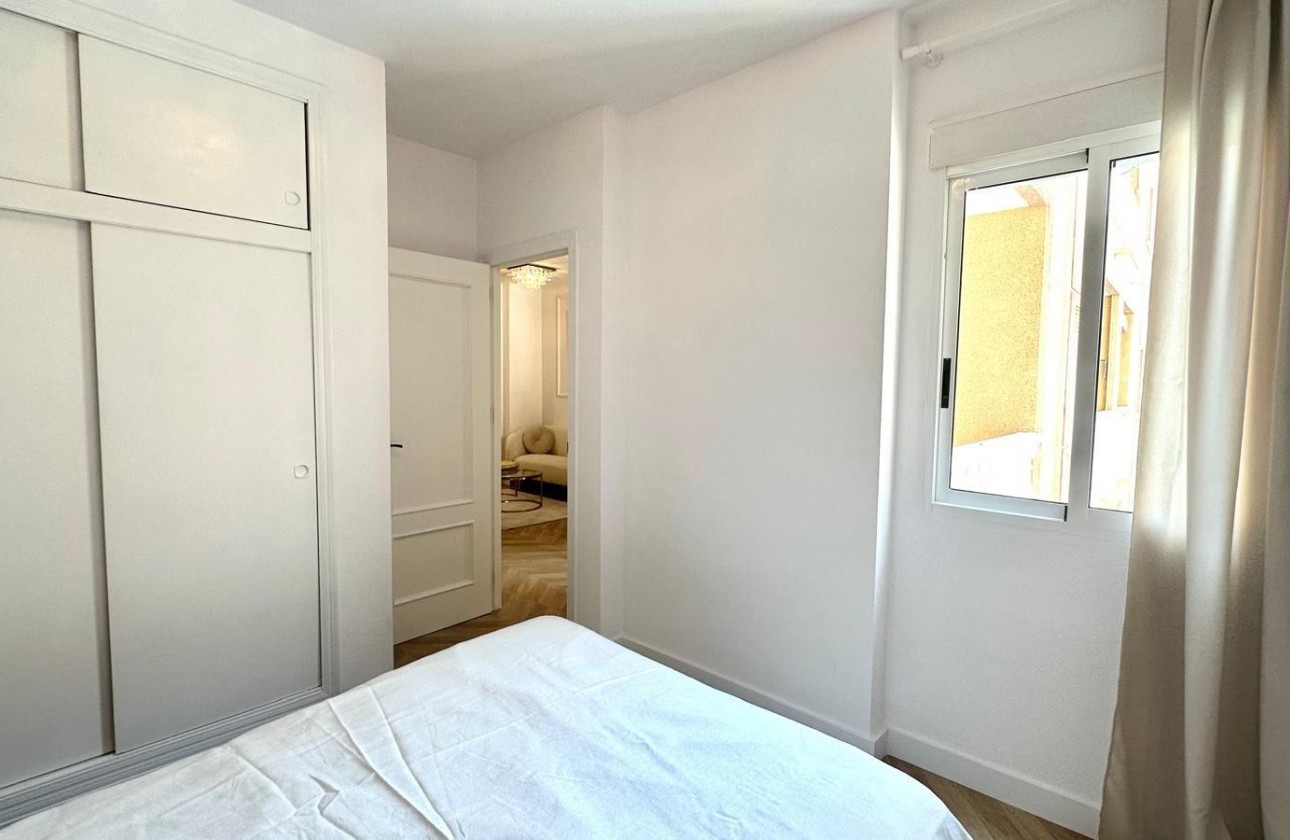 Revente - Appartement - Torrevieja - Centro