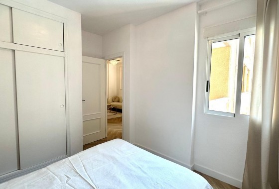 Revente - Appartement - Torrevieja - Centro
