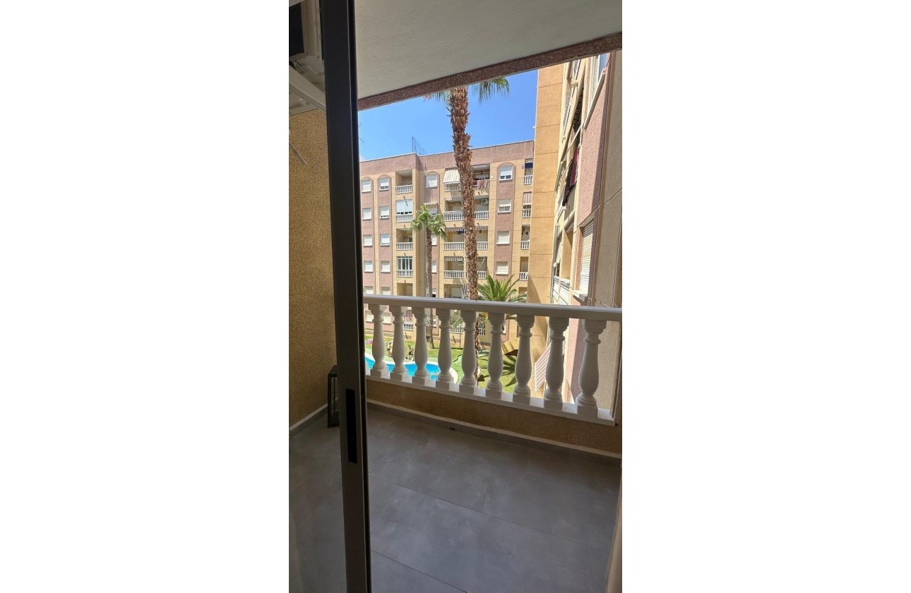 Revente - Appartement - Torrevieja - Centro