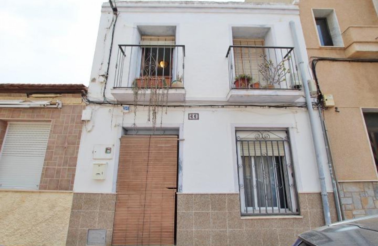 Revente - Villa - Guardamar del Segura - CENTRO