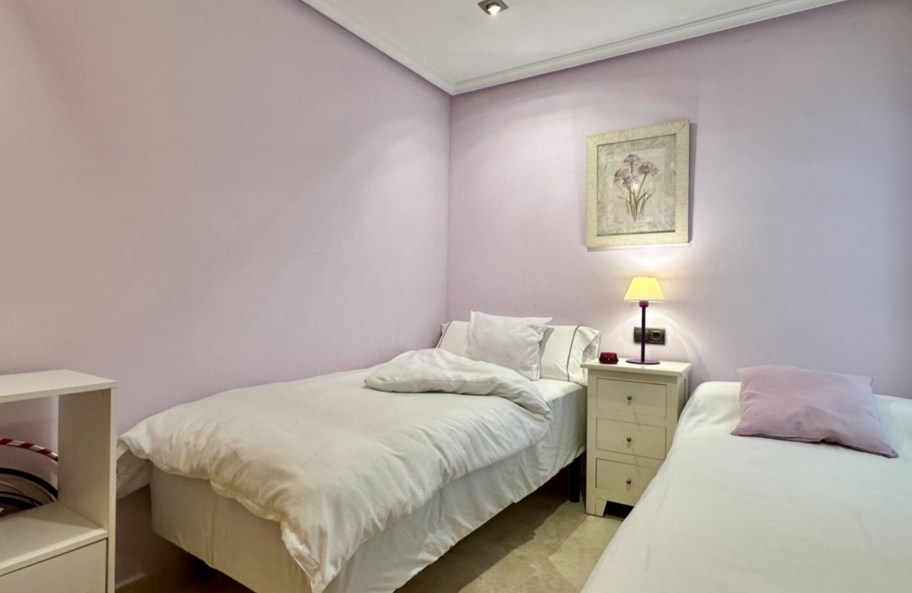Resale - Apartment / flat - Guardamar del Segura - Costa Blanca