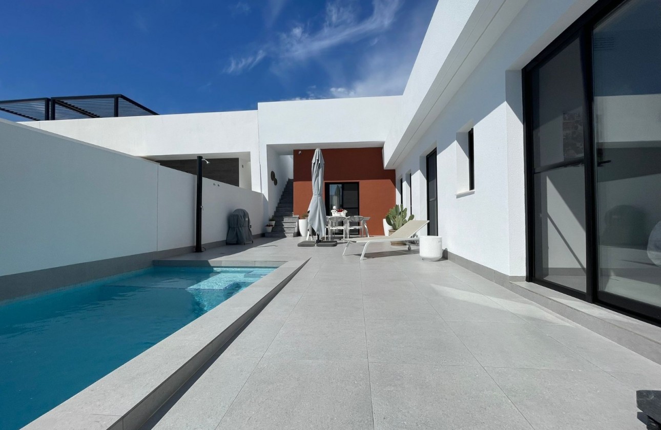 Revente - Villa - Torre - Pacheco - Inland
