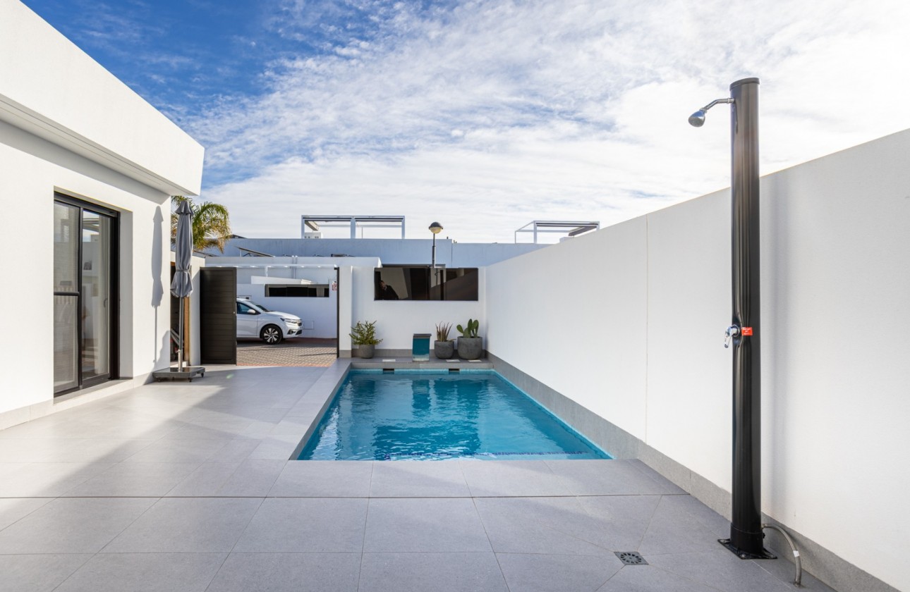 Revente - Villa - Torre - Pacheco - Inland