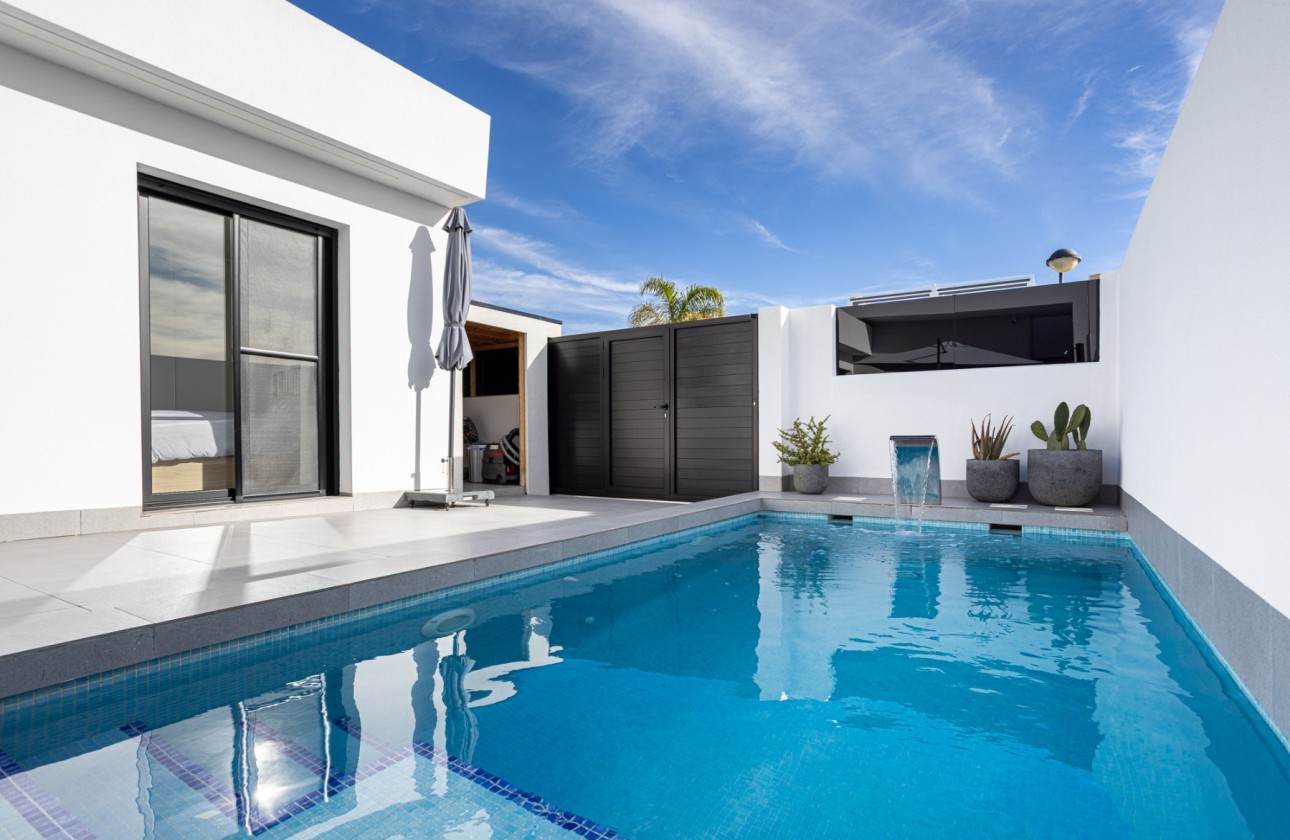 Revente - Villa - Torre - Pacheco - Inland