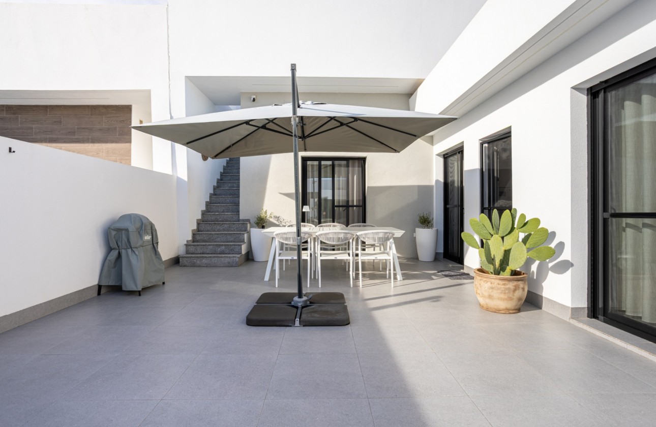 Revente - Villa - Torre - Pacheco - Inland