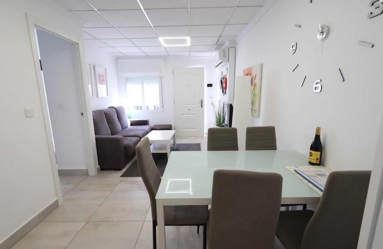 Resale - Bungalow - Torrevieja - Costa Blanca