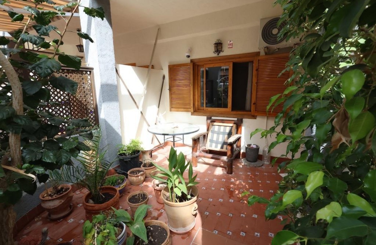 Resale - Apartment / flat - Torrevieja - Costa Blanca