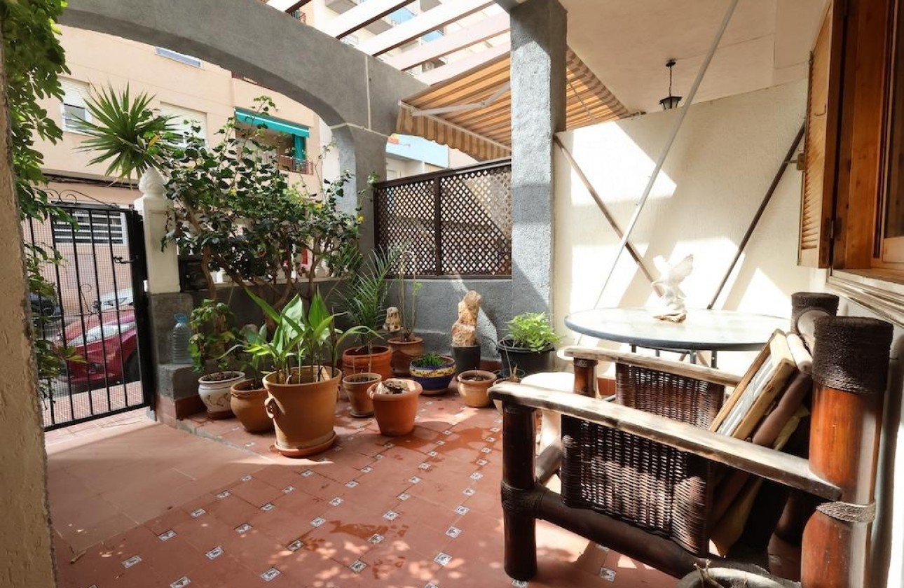 Resale - Apartment / flat - Torrevieja - Costa Blanca