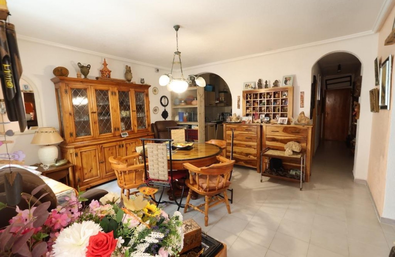 Resale - Apartment / flat - Torrevieja - Costa Blanca
