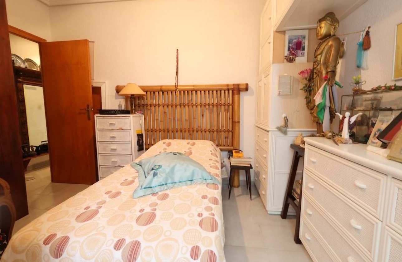 Resale - Apartment / flat - Torrevieja - Costa Blanca