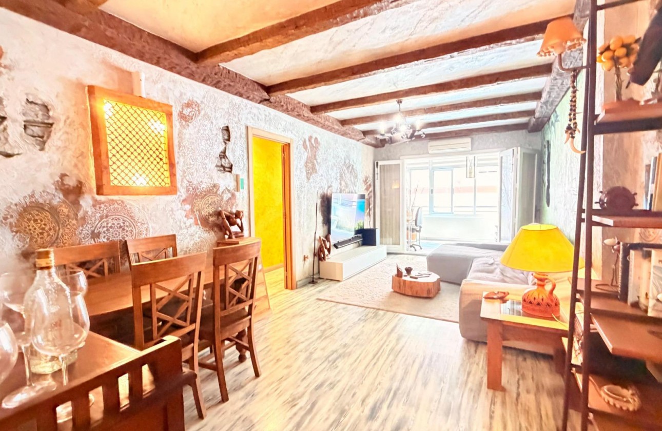 Resale - Apartment / flat - Torrevieja - Acequion