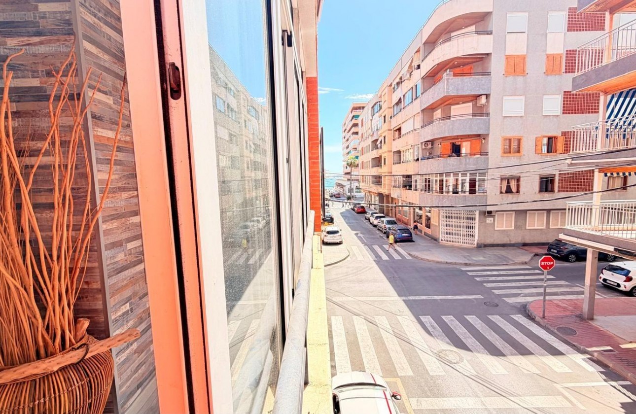 Resale - Apartment / flat - Torrevieja - Acequion