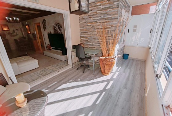 Resale - Apartment / flat - Torrevieja - Acequion