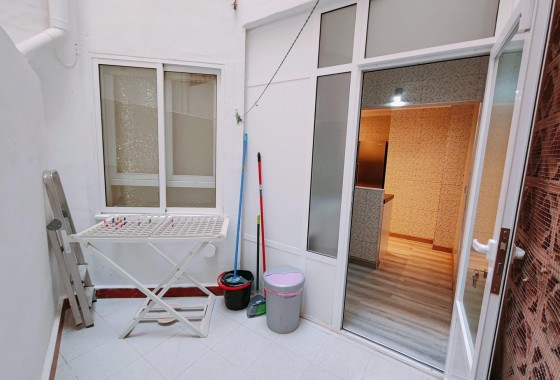 Resale - Apartment / flat - Torrevieja - Acequion