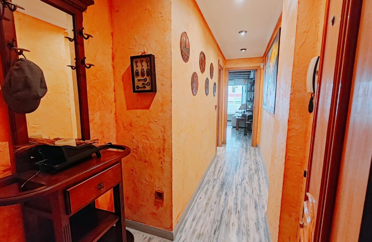 Resale - Apartment / flat - Torrevieja - Acequion