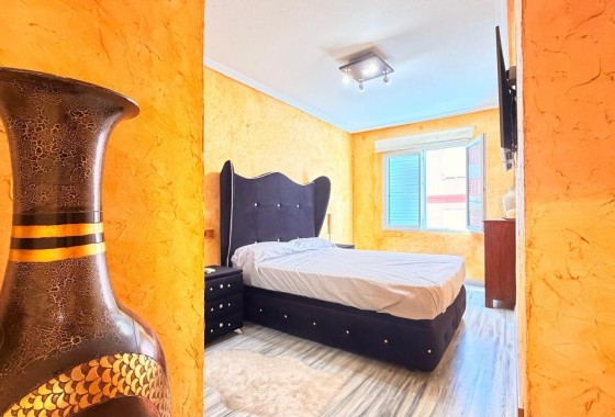 Resale - Apartment / flat - Torrevieja - Acequion