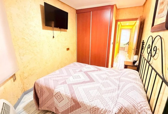 Resale - Apartment / flat - Torrevieja - Acequion