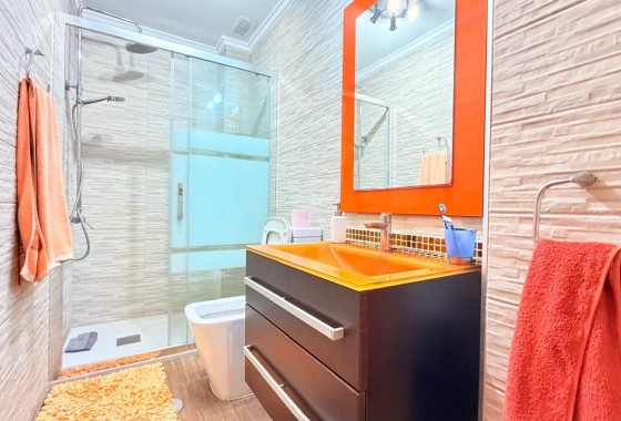 Resale - Apartment / flat - Torrevieja - Acequion