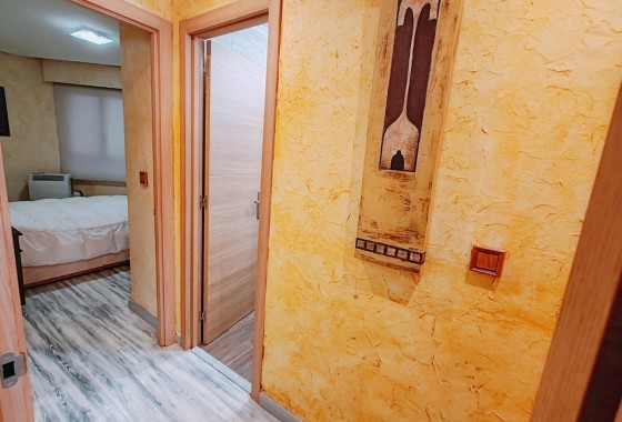Resale - Apartment / flat - Torrevieja - Acequion