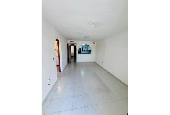 Resale - Apartment / flat - Torrevieja - PARQUE DE LAS NACIONES