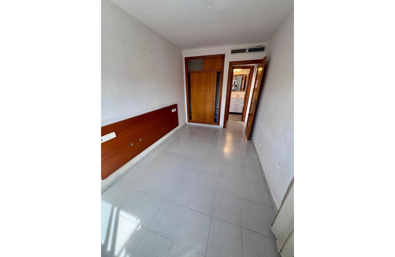 Resale - Apartment / flat - Torrevieja - PARQUE DE LAS NACIONES